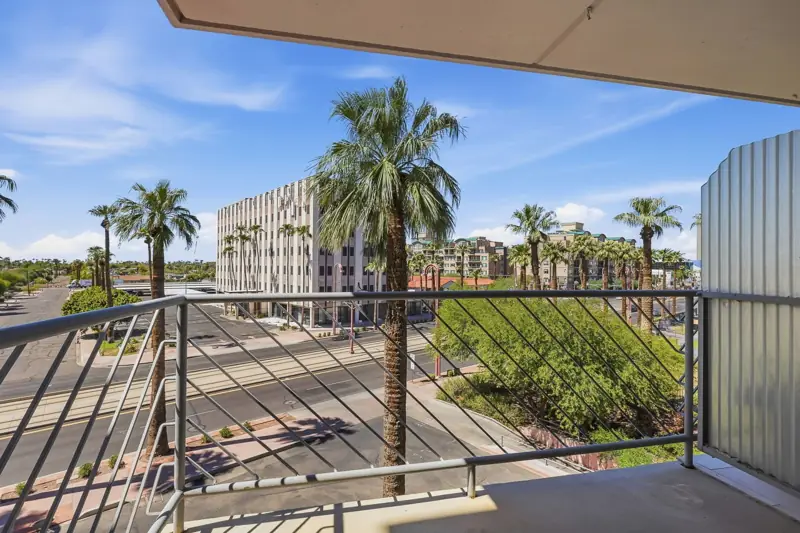 view photo, Phoenix, AZ