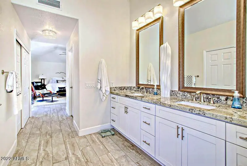 Scottsdale listing photo