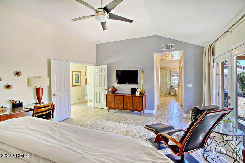 Scottsdale listing photo