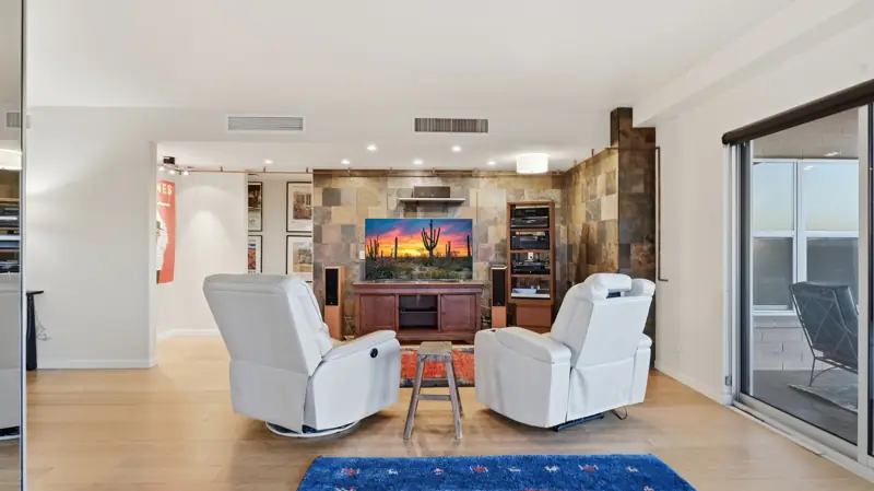 Downtown Phoenix high-rise listing photo
