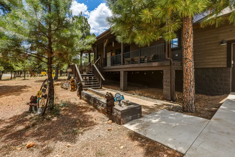 Happy Jack cabin listing photo