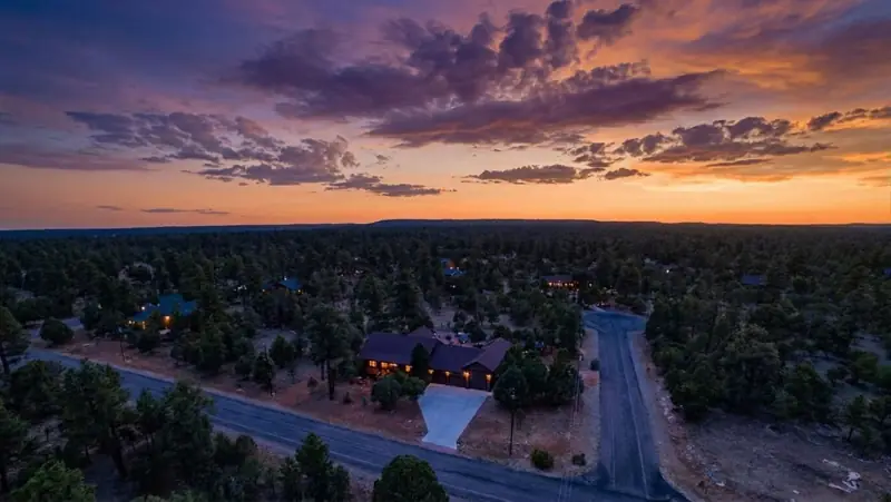 Happy Jack cabin listing photo
