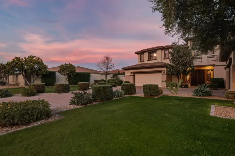 Litchfield Park listing photo
