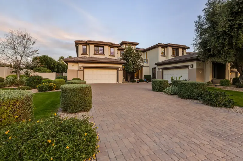 Litchfield Park listing photo