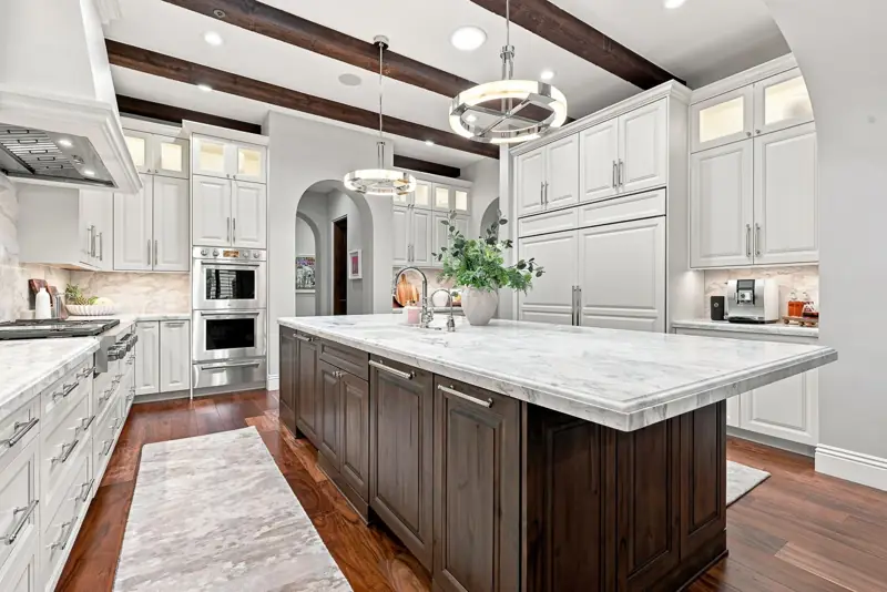 Paradise Valley listing photo