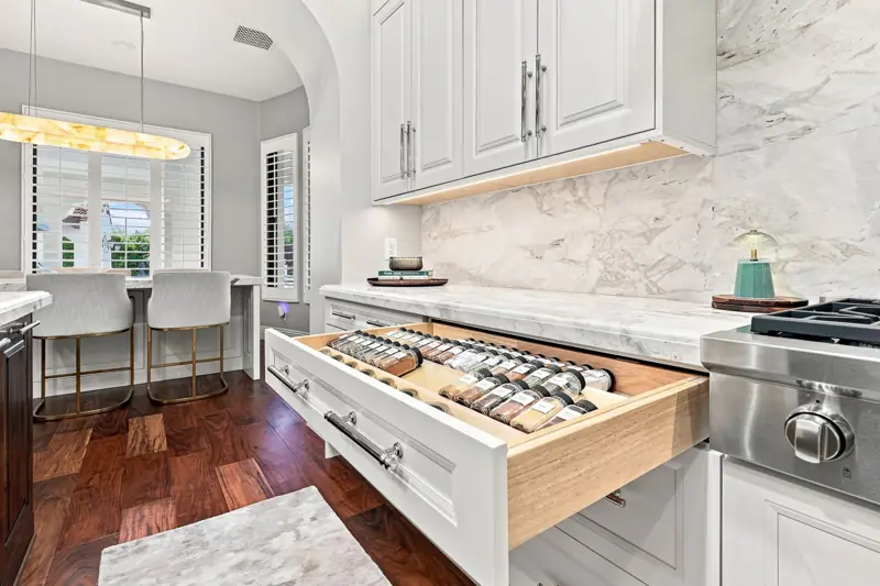 Paradise Valley listing photo
