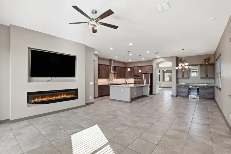 Listing photo, Gilbert